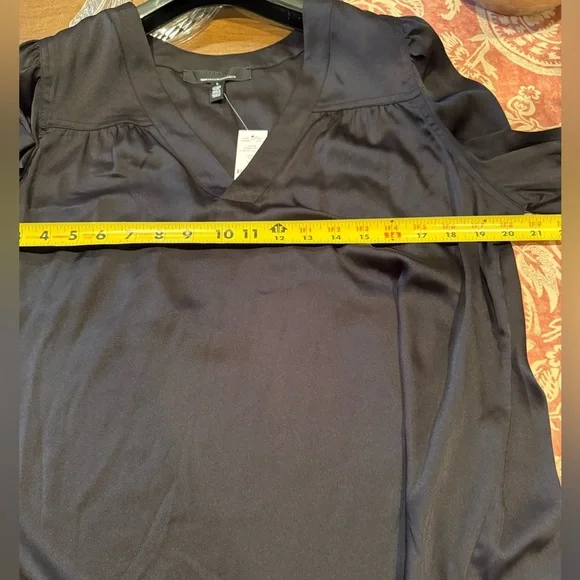 NWT White House Black Market Satin Elegant Black Blouse SZ L - Picture 10 of 16